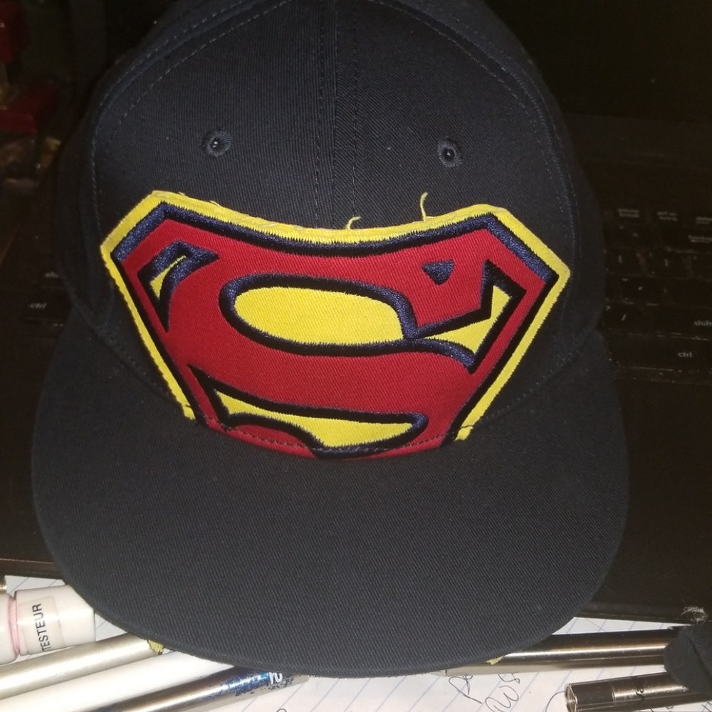 DC COMICS Superman Patch Logo Baseball Cap NEW